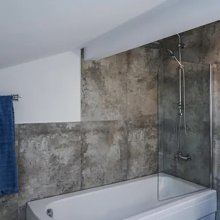 The Stylish Getaway Apartment *